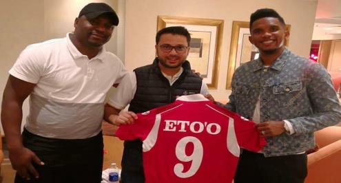 رسميًا.. إيتو يتعاقد مع نادِ زامبي كلاعب و"مدرب مهاجمين"